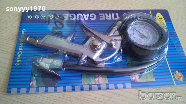 Пистолет с манометър и маркуч за помпане на гуми, снимка 1 - Аксесоари и консумативи - 14122011