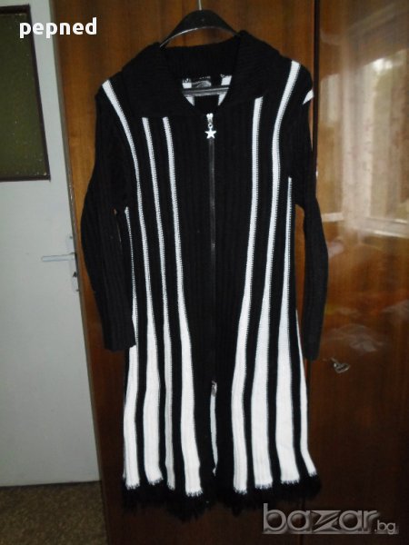 ДЪЛА ЖИЛЕТКА на Сапфире, снимка 1