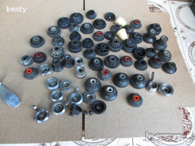 КУПУВАМ всякакви копчета(врътки) за потенциометри и радиоприемници, снимка 4 - Антикварни и старинни предмети - 18275426