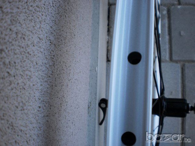 Продавам колела внос от Германия алуминиеви капли Vuelta 26 цола бели с цели лагери за дискови спира, снимка 8 - Части за велосипеди - 9657103