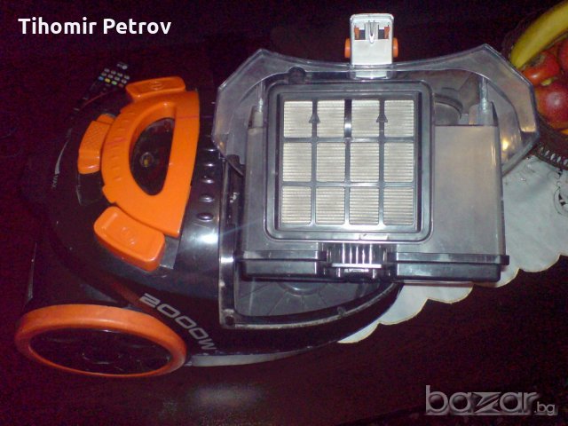 прахосмукачка 2000 вата, снимка 6 - Прахосмукачки - 20249708