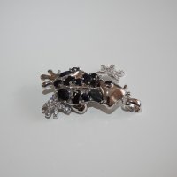 Сребърна жаба със сапфир, снимка 3 - Колиета, медальони, синджири - 21833944