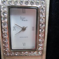 Jewel Watch дамски ръчен часовник със швейцарски части и кристали Swarovski., снимка 1 - Дамски - 23357407