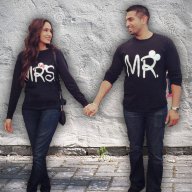 ЗА ВЛЮБЕНИ! MR & MRS MICKEY LOVE тениски БЕЗПЛАТНО добавяне на ДАТА по избор!, снимка 6 - Тениски - 12258341