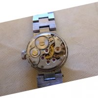 CHAIKA-Стар дамски часовник , снимка 6 - Дамски - 23699463