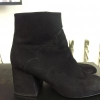 маркови кожени ботуши ZARA Trafaluc Black Suede Boots, снимка 3 - Дамски ботуши - 23800362