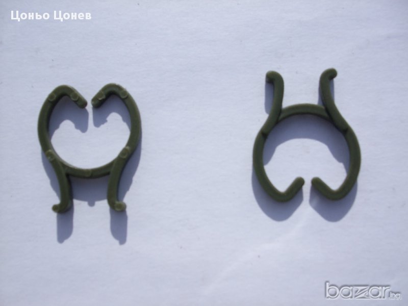 Продавам пластмасови щипки за прикрепване на растения към вертикален сезал. Опаковка - 100 бр., снимка 1