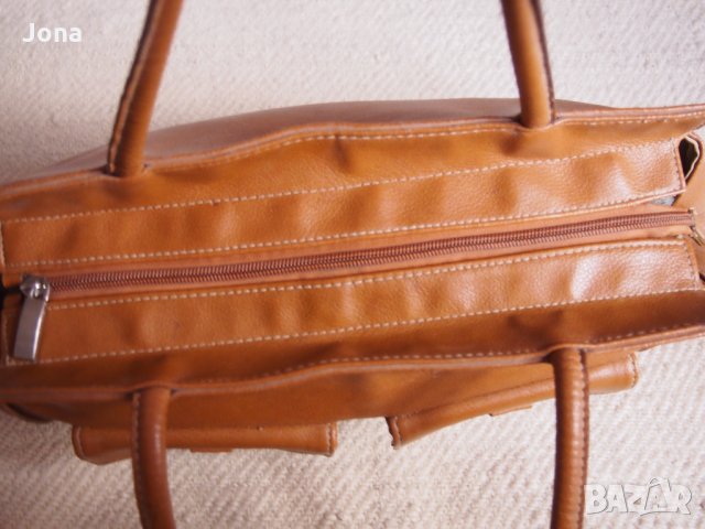 Кафява дамска чанта с големи джобове в Чанти в гр. Костенец - ID25478349 —  Bazar.bg