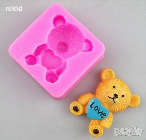 Седнало мече със сърце LOVE силиконов молд форма декорация украса торта фондан гипс шоколад