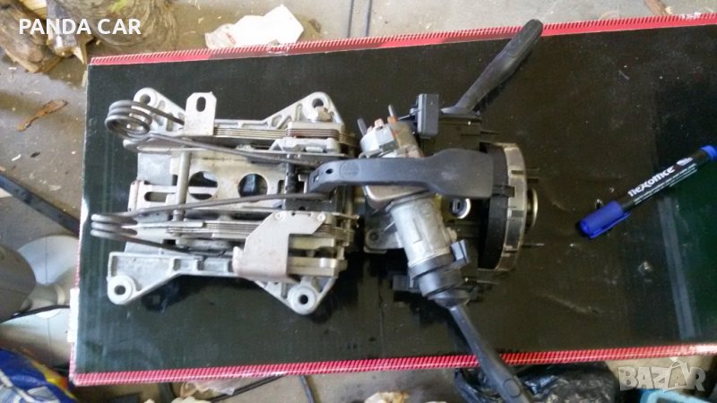 Кормилна конзола за Audi - A4 (B6 8E) - 1.9 TDI (130 Hp), снимка 1