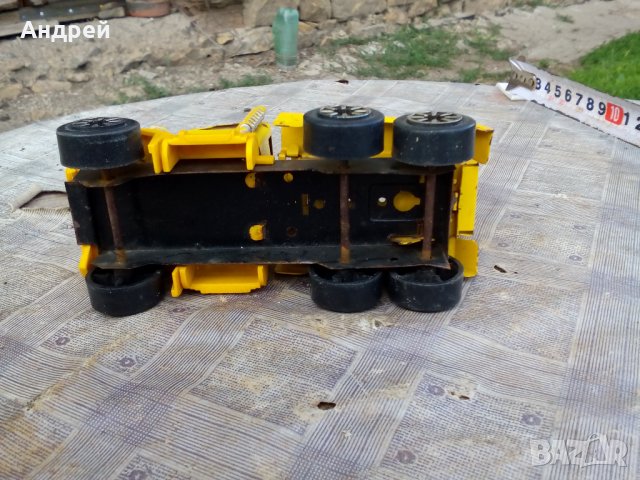 Старо метално камионче, снимка 6 - Антикварни и старинни предмети - 22510198