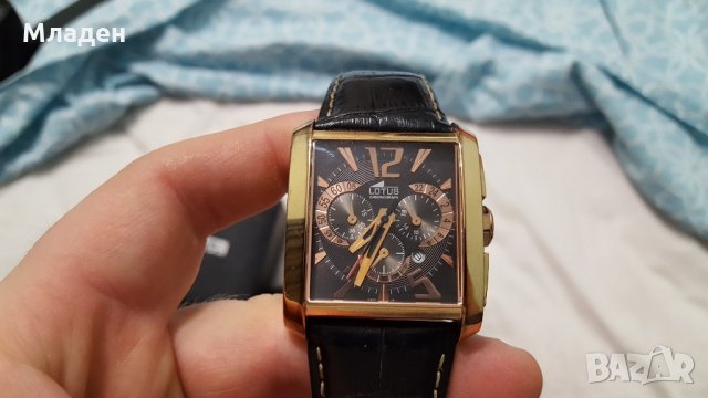 Мъжки златист стилен часовник LOTUS , покритие от златно фолио