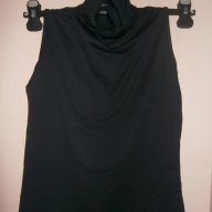 Дамска полу блуза без ръкав в черен цвят, снимка 1 - Потници - 8958787