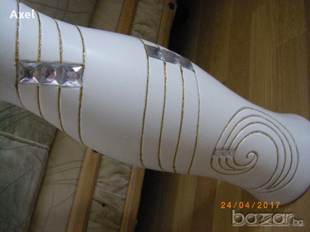 Уникална и стилна ваза