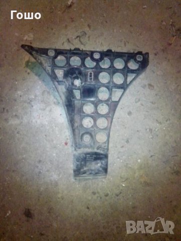 ляв фиксатор / държач задна броня БМВ 5 Е60, E61