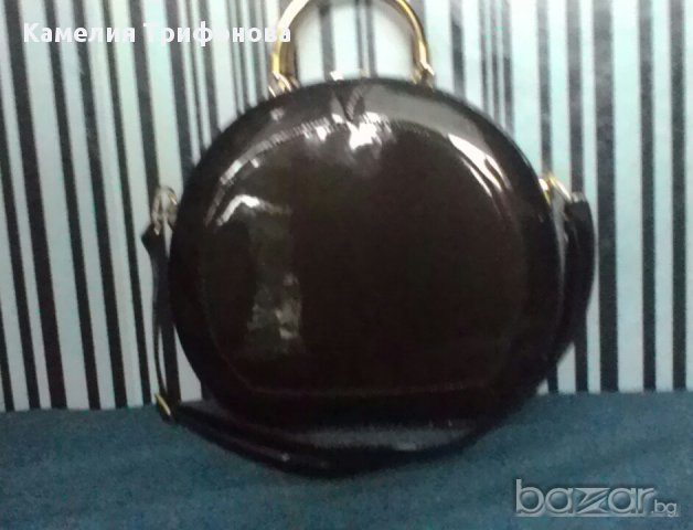 Разкошна лачена чанта в тъмно шоколадово кафяво, снимка 2 - Чанти - 13301890