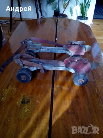 Стари ролкови кънки, снимка 3 - Антикварни и старинни предмети - 23848433