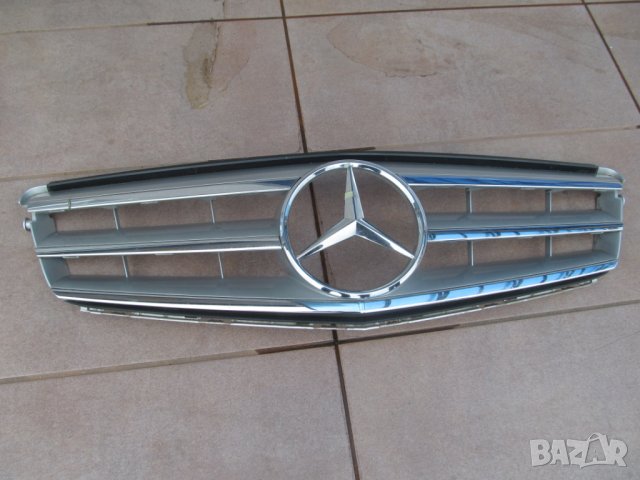 оригинална решетка за мерцедес C204 ...2011 god.
