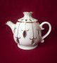 Порцеланов чайник-свещник , снимка 1 - Антикварни и старинни предмети - 11799801