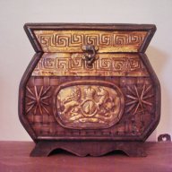 Стара кутия с бронз, снимка 1 - Антикварни и старинни предмети - 6731107