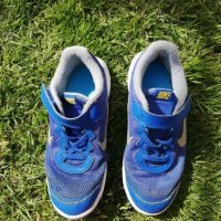 Маратонки Nike, снимка 2 - Детски маратонки - 25578609