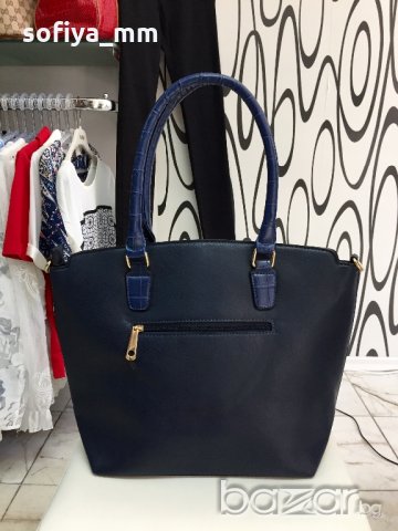 Дамска чанта, снимка 3 - Чанти - 19307162