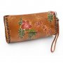 Цветно портмоне с удобна дръжка за китката - цветя и палмички