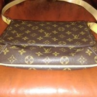 Дамска чанта Louis Vuitton, снимка 2 - Чанти - 25912213