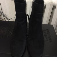 маркови кожени ботуши ZARA Trafaluc Black Suede Boots, снимка 2 - Дамски ботуши - 23800362