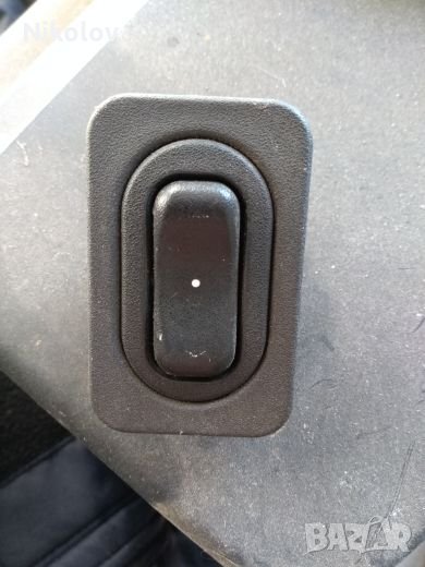 Копче за Ел. Стъкла предно дясно за Опел корса Ц, Мерива, Комбо , снимка 1