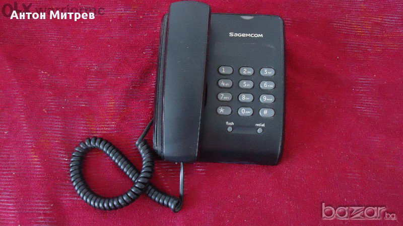 Продавам Жичен домашен телефонен апарат Сагемком с лед индикатор, снимка 1