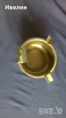 стар месингов пепелник с поставка за кибрит, снимка 3 - Антикварни и старинни предмети - 22001189