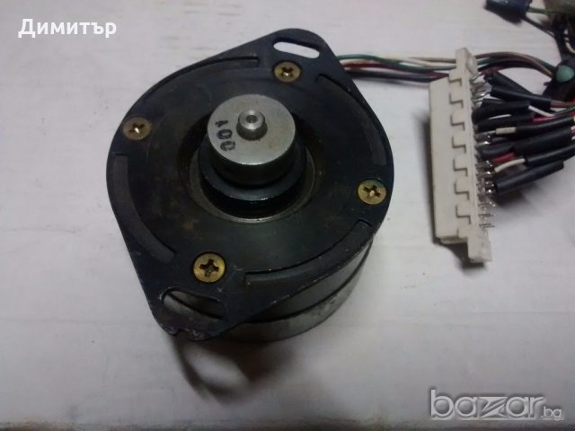 Стъпков двигател, снимка 2 - Други - 19622453