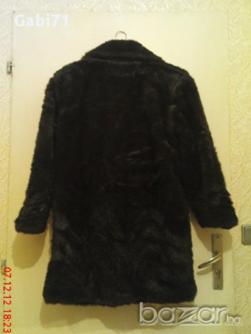 Еко палто,чисто ново, внос от КАНАДА 150 лв., снимка 2 - Палта, манта - 12739107