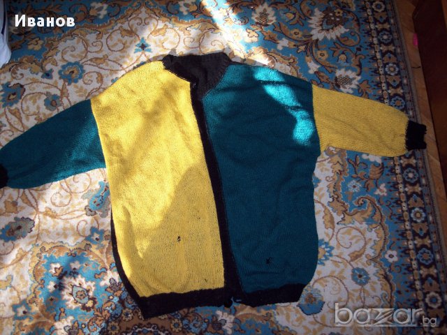 Ангорска вълна от заек на фланела продавам или разменям  от , снимка 1 - Блузи с дълъг ръкав и пуловери - 17347612