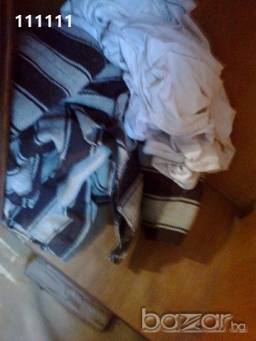 Одеяла , Килим нов , Покривала за легла. Всичко общо 50лв., снимка 7 - Други стоки за дома - 19401382