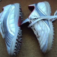 Детски футболни обувки Spalding , снимка 3 - Детски маратонки - 18913363