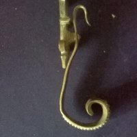 антикварна закачалка от бронз, снимка 2 - Антикварни и старинни предмети - 20409590