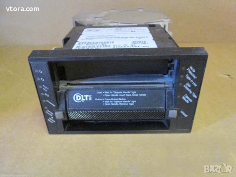 Лентово у-во IBM 28L1653 QUANTUM TH5AA-MH 20/40GB DLT SCSI Internal Tape Drive, снимка 1
