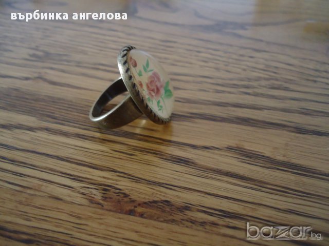 Дамски пръстен-вътрешен диаметър 17мм, снимка 2 - Пръстени - 16308038