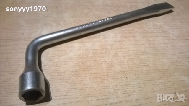 нов ключ за гуми-19мм, снимка 3 - Аксесоари и консумативи - 23190445