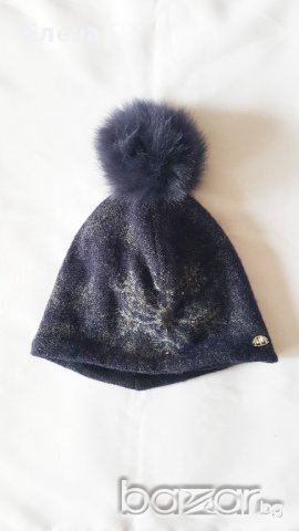 Продавам шапка JailJam