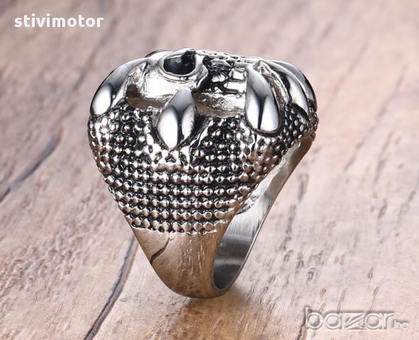 пръстен стомана череп и нокти, снимка 4 - Пръстени - 17433292