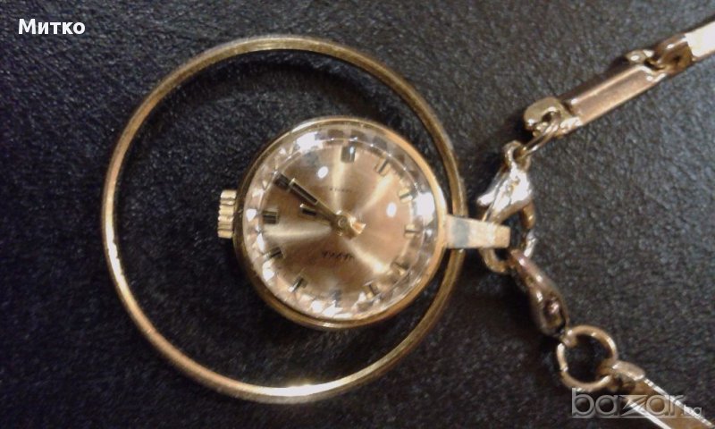 Часовник механичен "Чайка" позлатен., снимка 1