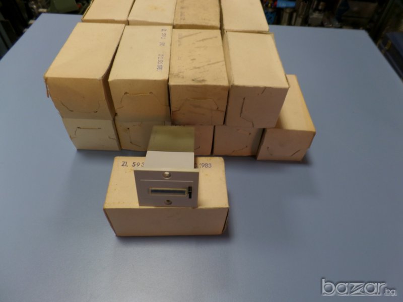 Електромеханичен импулсен брояч, снимка 1