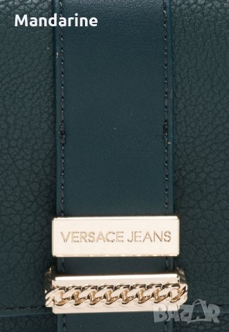 ПРОМО 🍊 VERSACE JEANS 🍊 Оригинална малка кожена чанта в тъмно зелено 15x20x5 см нова с етикети, снимка 3 - Чанти - 25089067