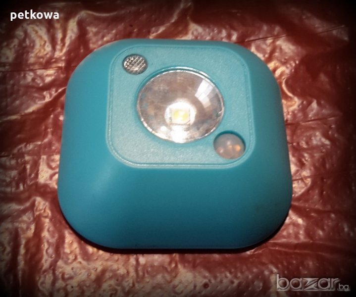 преносима лед лампа със сензор за движение, снимка 1