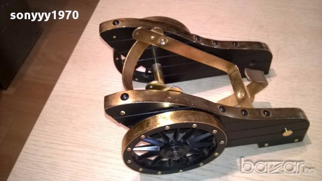 Топ-поставка за вино с златист обков-25/18/15см, снимка 12 - Антикварни и старинни предмети - 14884881