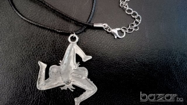 Старо колие, символа на Венеция, снимка 3 - Колиета, медальони, синджири - 18649346