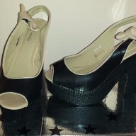 Черни сандали с дебел ток, снимка 2 - Сандали - 18264352
